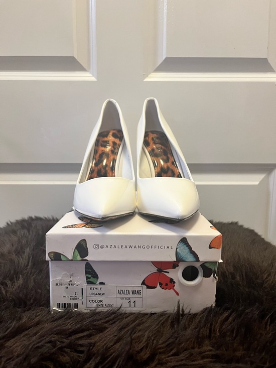 Azalea Wang Shoes - Azalea Wang White Patent Pointed-Toe Heels